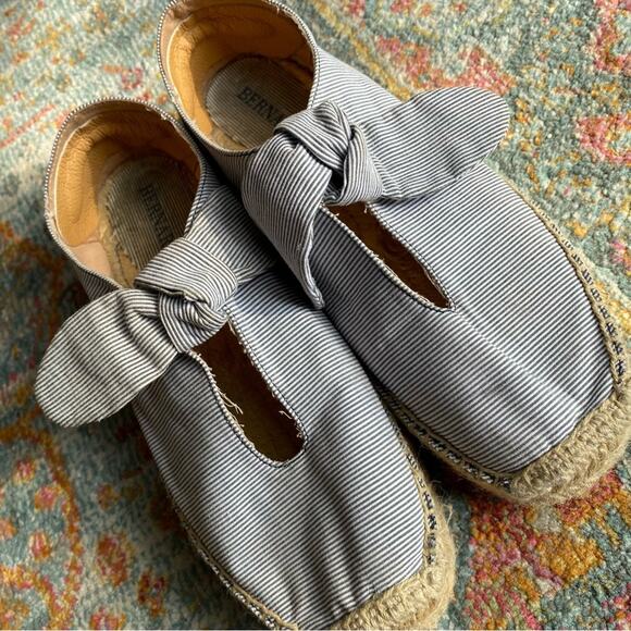 Bernardo Anthropologie $258 Navy Why Stripe Viola Espadrille l Womens 7M EUC - Picture 3 of 12